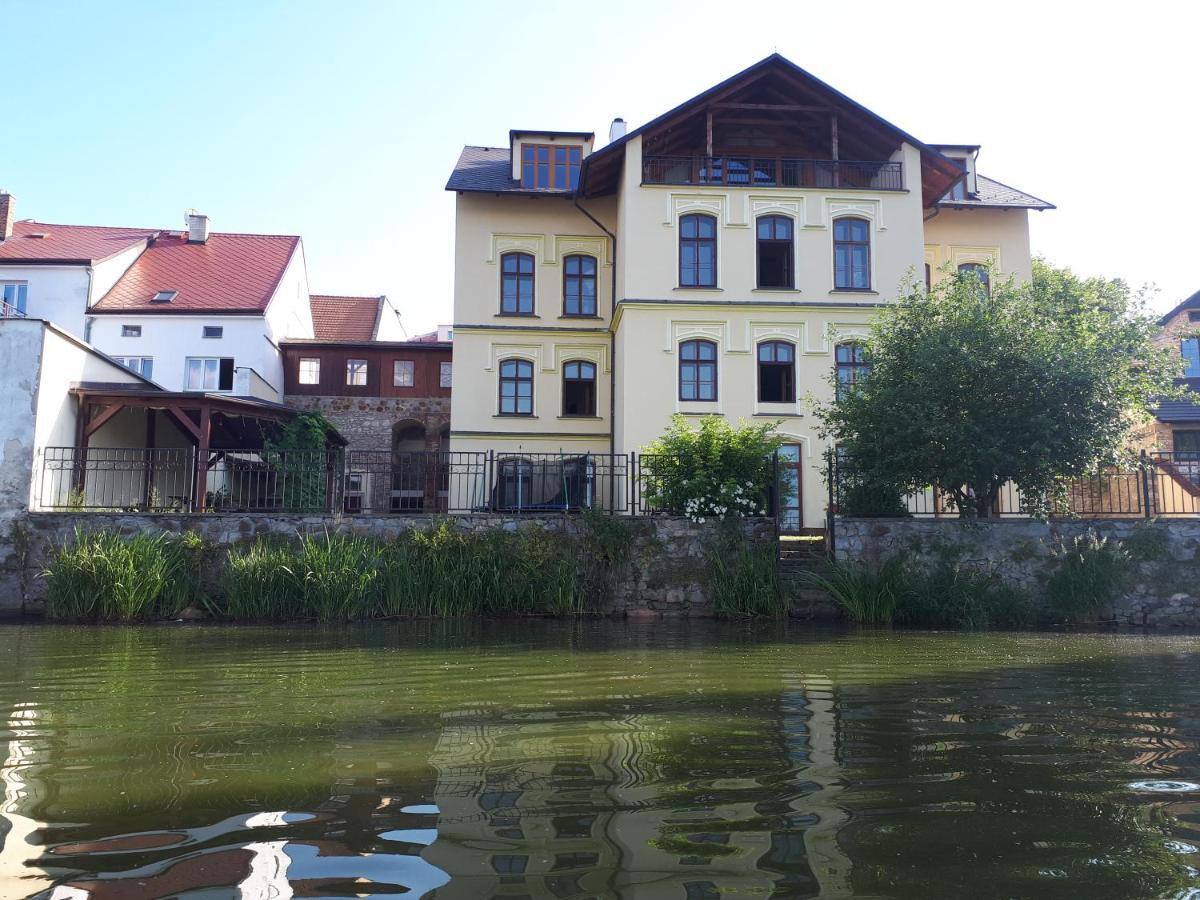 Apartmany Setkova Vila Jindřichŭv Hradec Exterior photo
